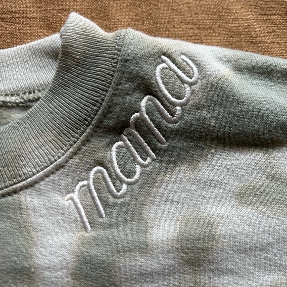 NWT BFFS & BABES MOSS MOVES <3 Tie-Dye Cropped Raw Hem Sweatshirt size 0 - Picture 3 of 7